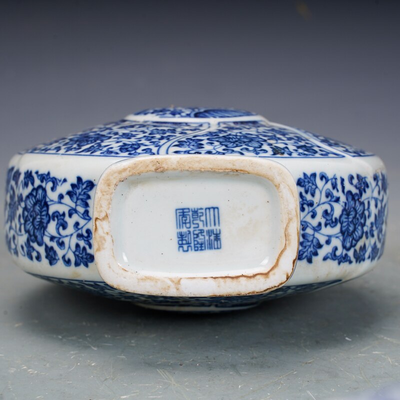 Qing Dynasty Qianlong Porcelain Blue And White Flower Flat Vase